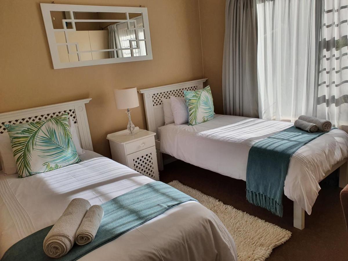 Hotel The Gull Sedgefield Esterno foto